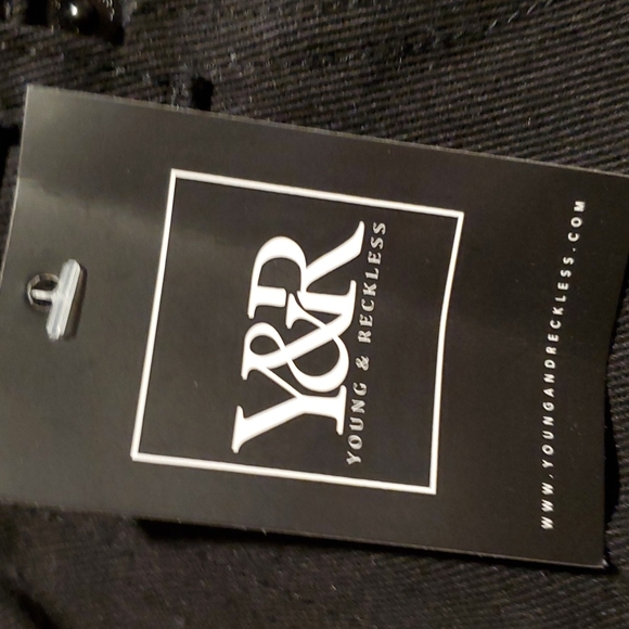 Distressed jeans - Picture 3 of 13